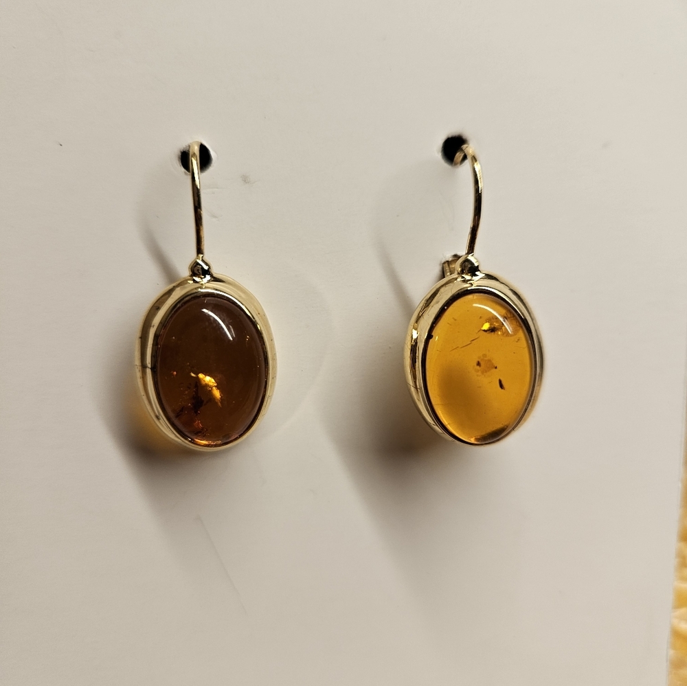 Lois Stern gold tone baltic amber lever back earrings